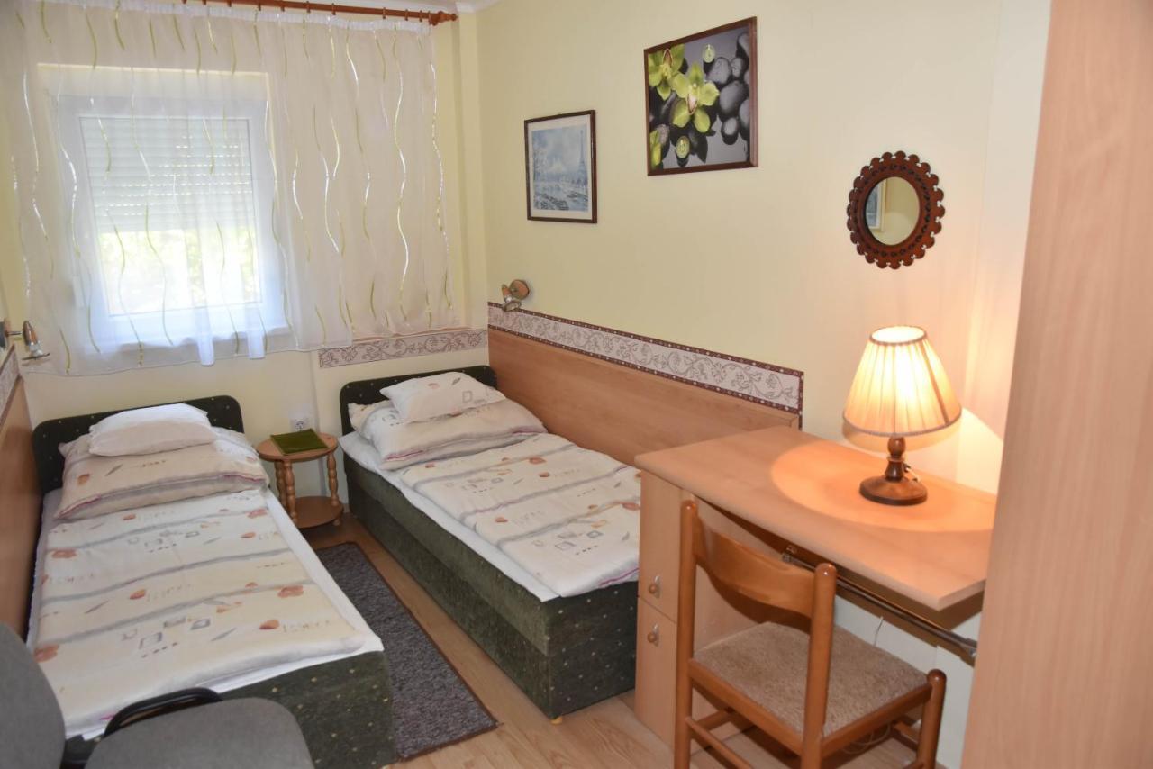 Gyenesi Virag Apartman Денешдиаш Экстерьер фото