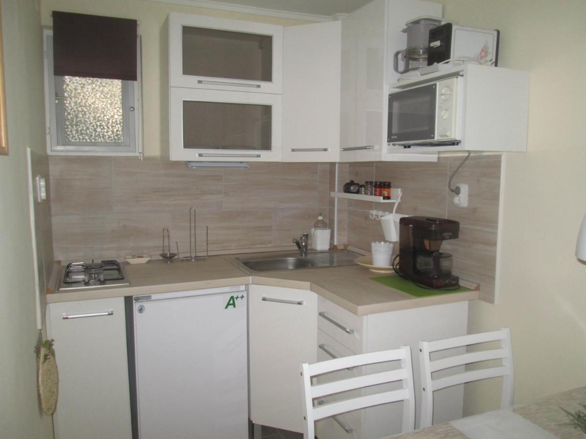 Gyenesi Virag Apartman Денешдиаш Экстерьер фото