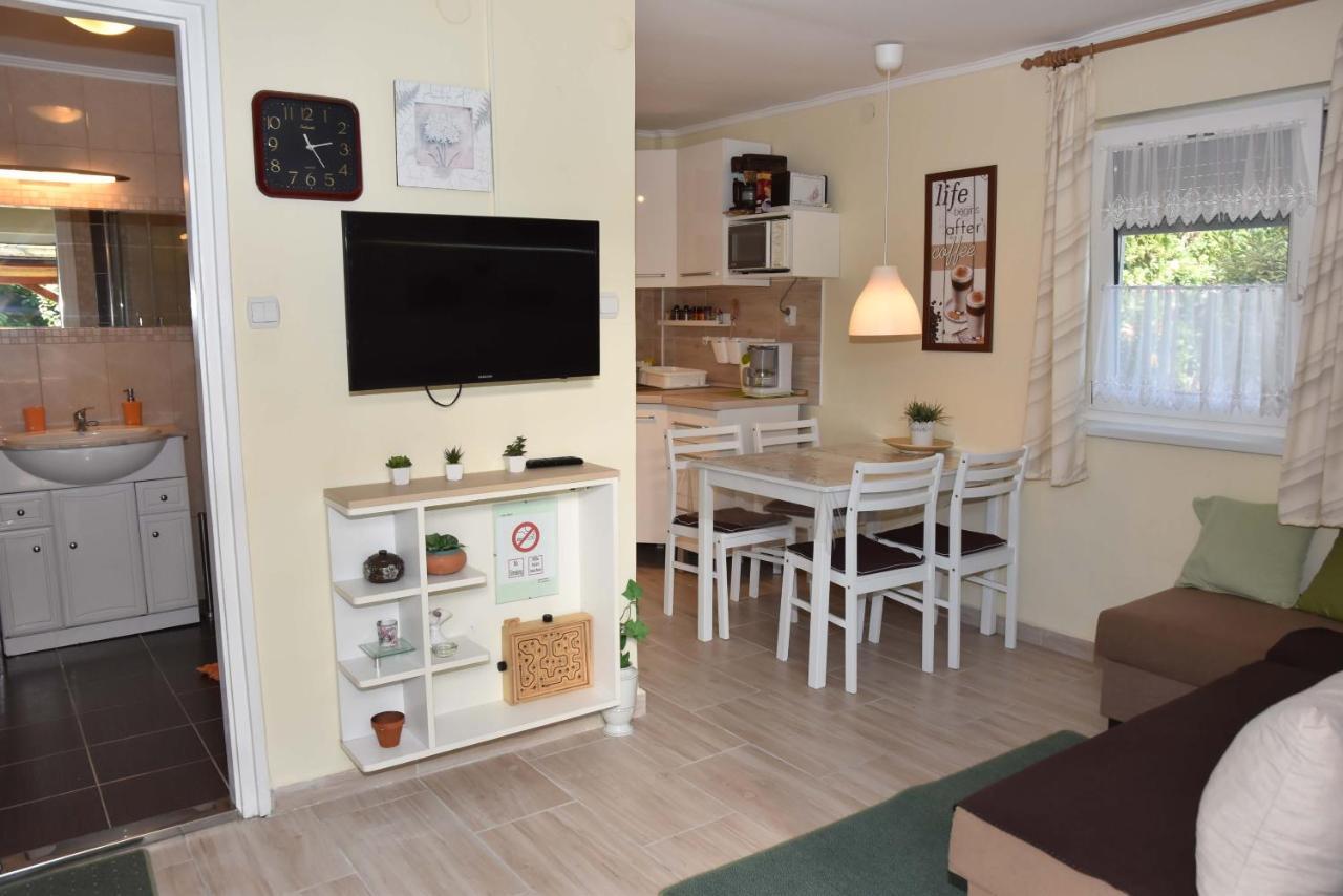 Gyenesi Virag Apartman Денешдиаш Экстерьер фото