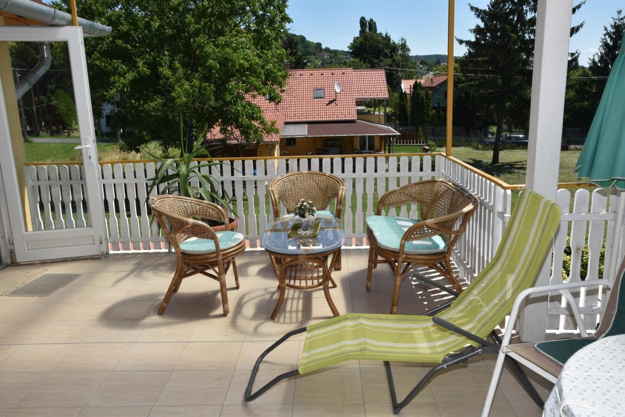 Gyenesi Virag Apartman Денешдиаш Экстерьер фото